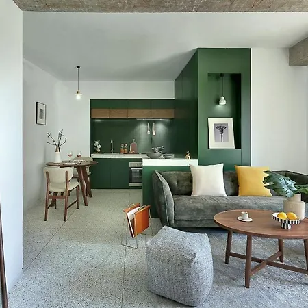 Baseplus-Shanghai Binjiang Serviced Apartment-2